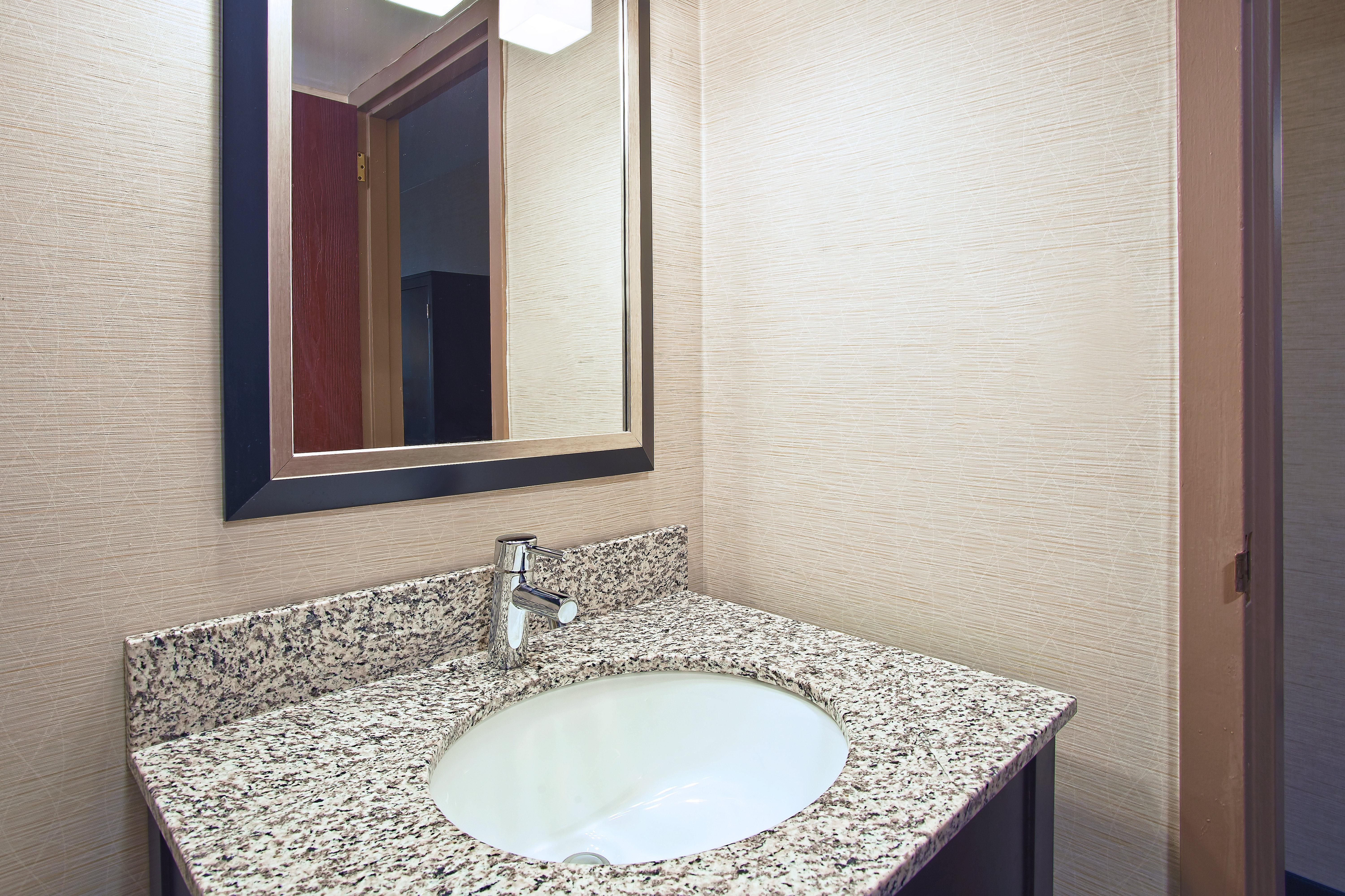 Holiday Inn Express And Suites Pittsburgh West Mifflin By Ihg Exterior foto