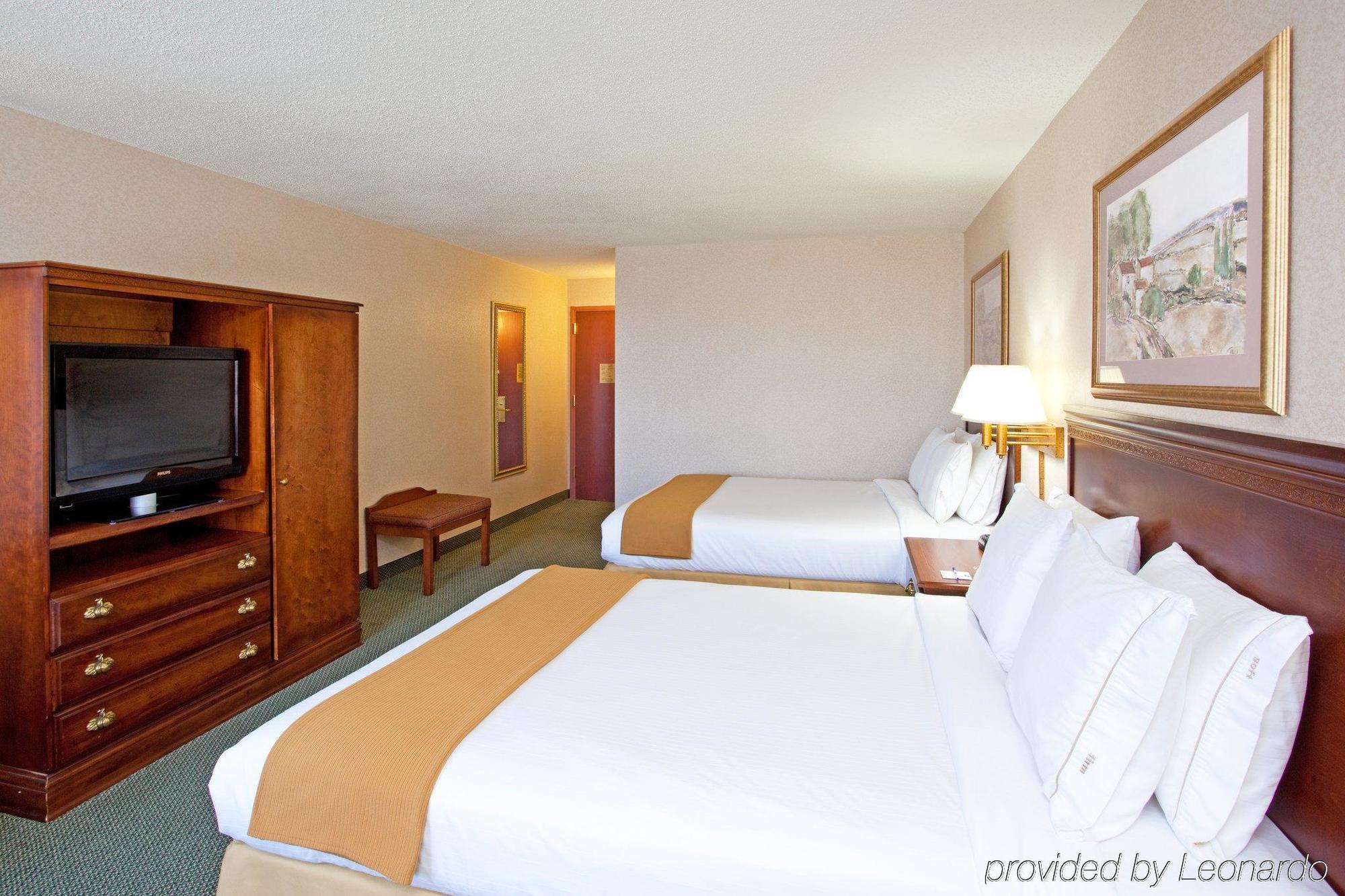 Holiday Inn Express And Suites Pittsburgh West Mifflin By Ihg Habitación foto